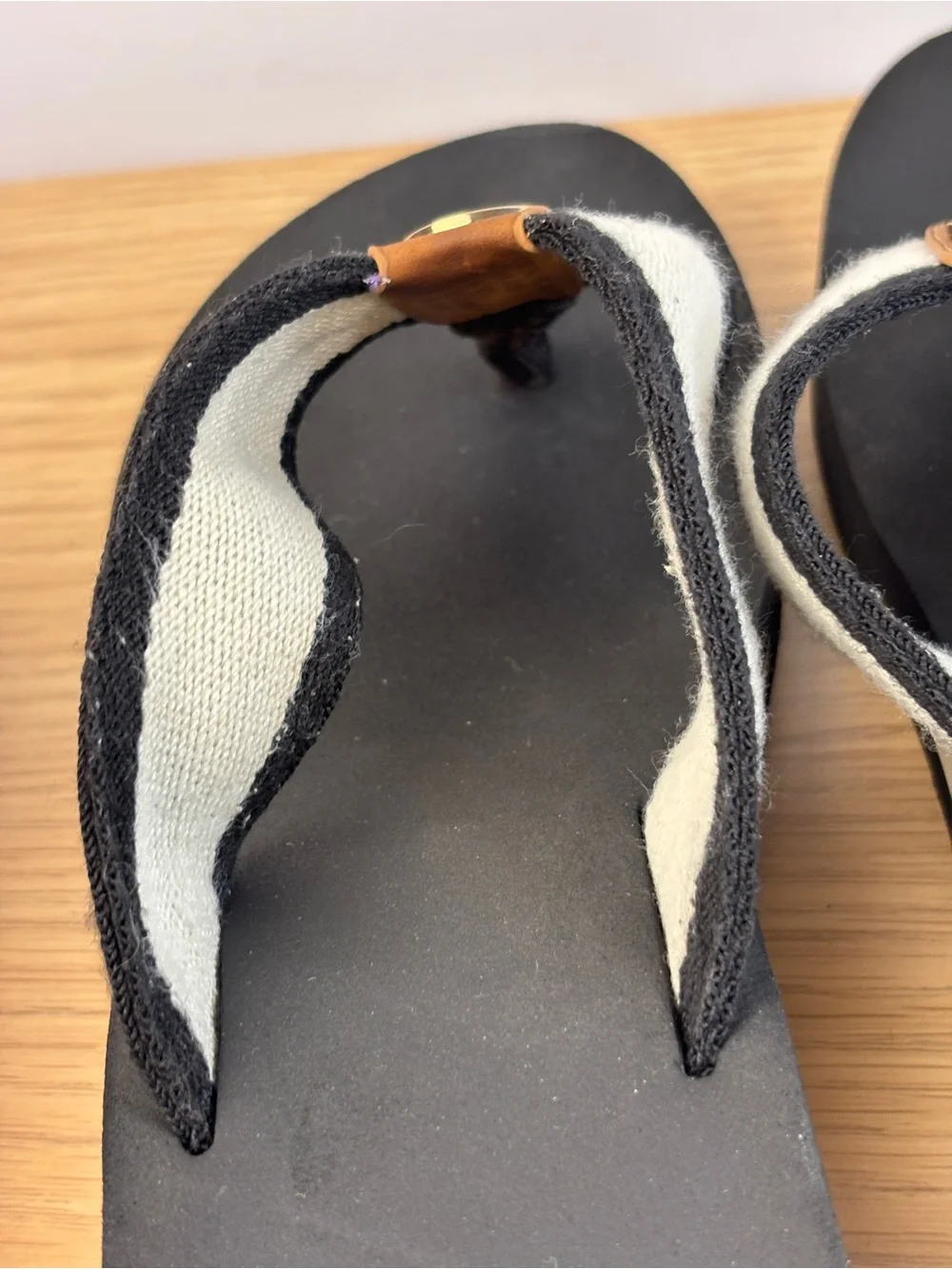 Tory Burch Frankie Wedge Flip Flop Black / Cream Sandals Woman’s 7.5 - Picture 5 of 9